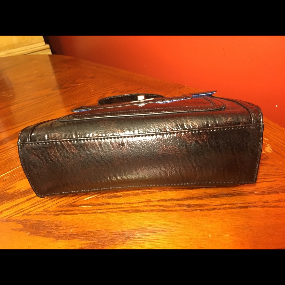 Simply Vera Vera Wang Top Handle Satchel Handbag - Picture 14 of 14
